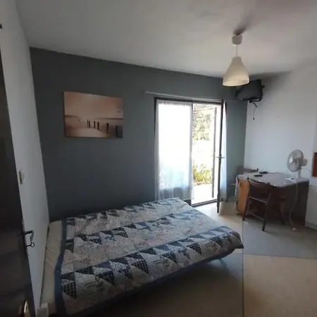 Proche De La A L'aygade Apartamento *